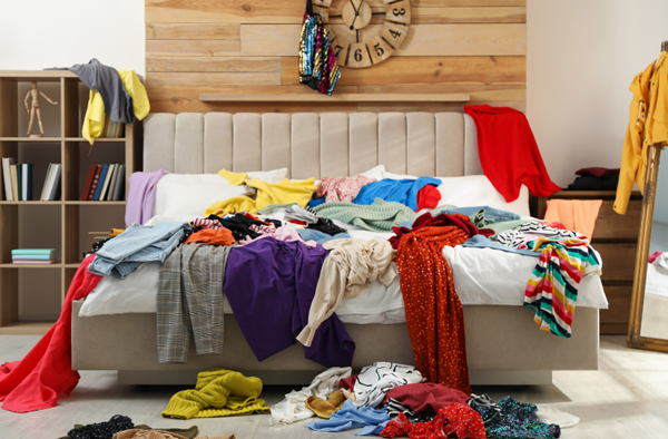 Transform your small bedroom like never before- Decluttering